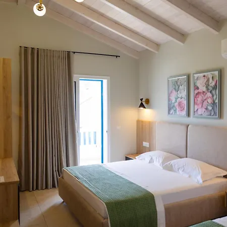 Отель Sofo 3*