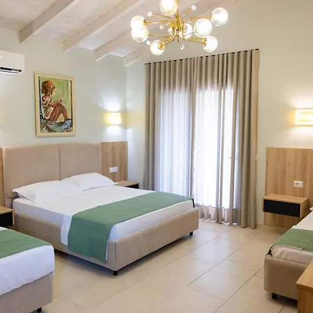 Ξενοδοχείο Sofo Dhërmi